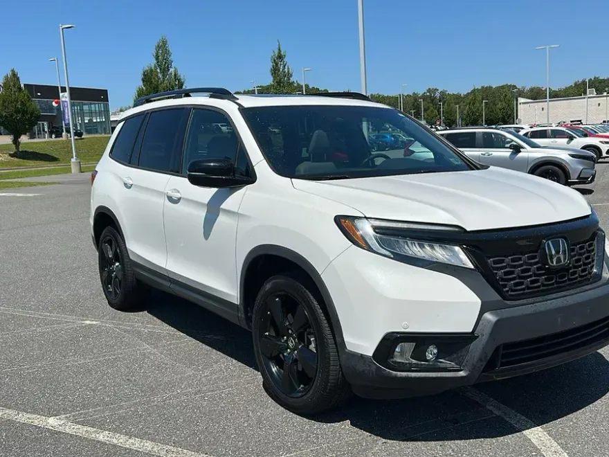 2020 Honda Passport Elite photo 1