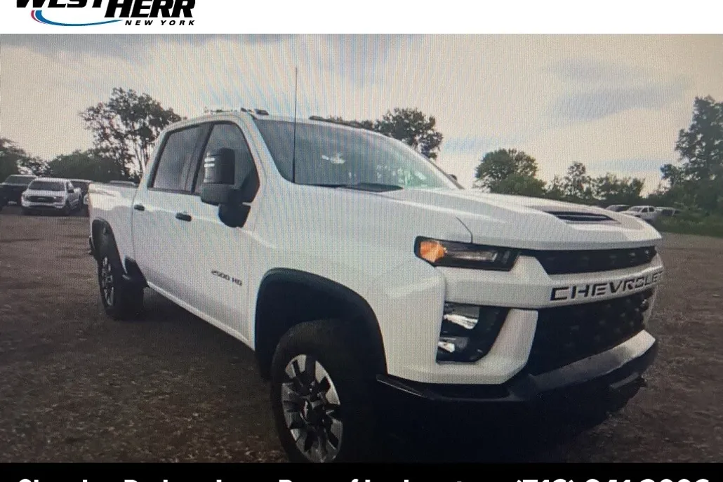2022 Chevrolet Silverado 2500HD Custom photo 1