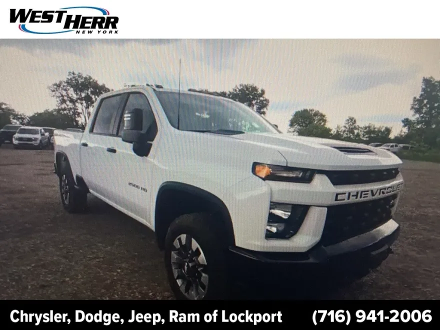 2022 Chevrolet Silverado 2500HD Custom photo 1