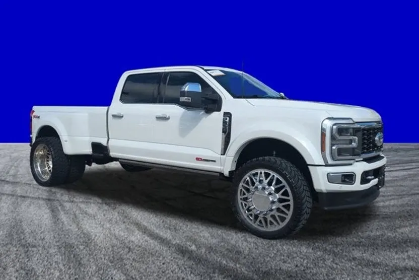 2024 Ford F-450 Limited photo 1