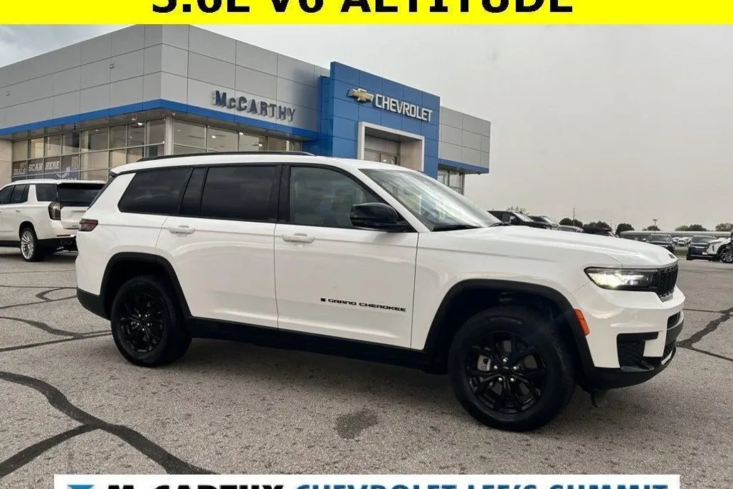 2024 Jeep Grand Cherokee Altitude photo 1