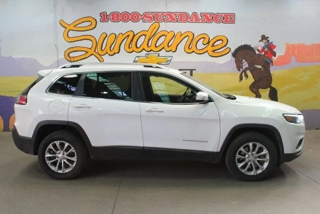 2019 Jeep Cherokee photo 1