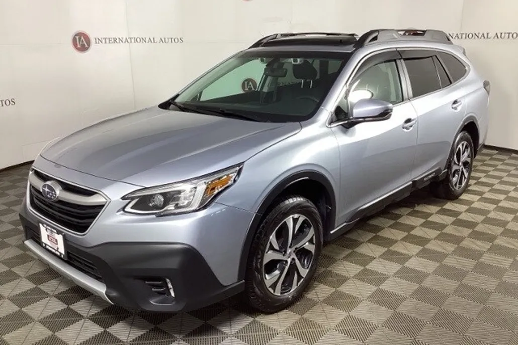 2022 Subaru Outback Limited photo 1