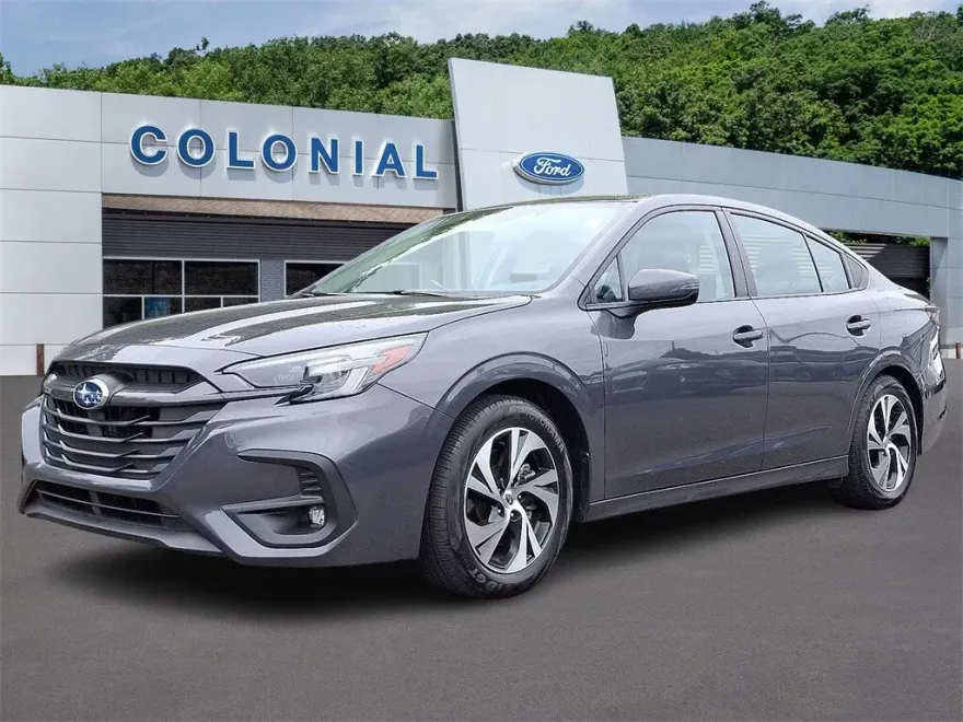 2024 Subaru Legacy Premium photo 1