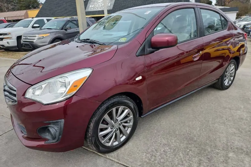 2019 Mitsubishi Mirage G4 SE photo 1