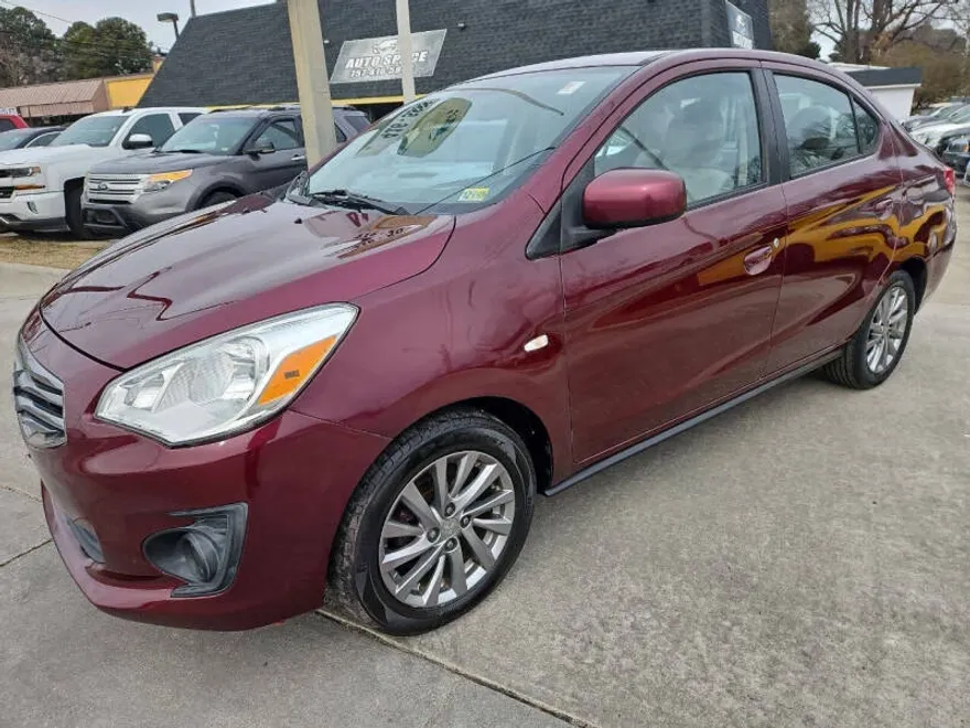 2019 Mitsubishi Mirage G4 SE photo 1