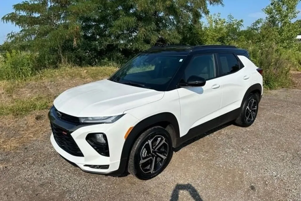 2022 Chevrolet Trailblazer RS photo 1