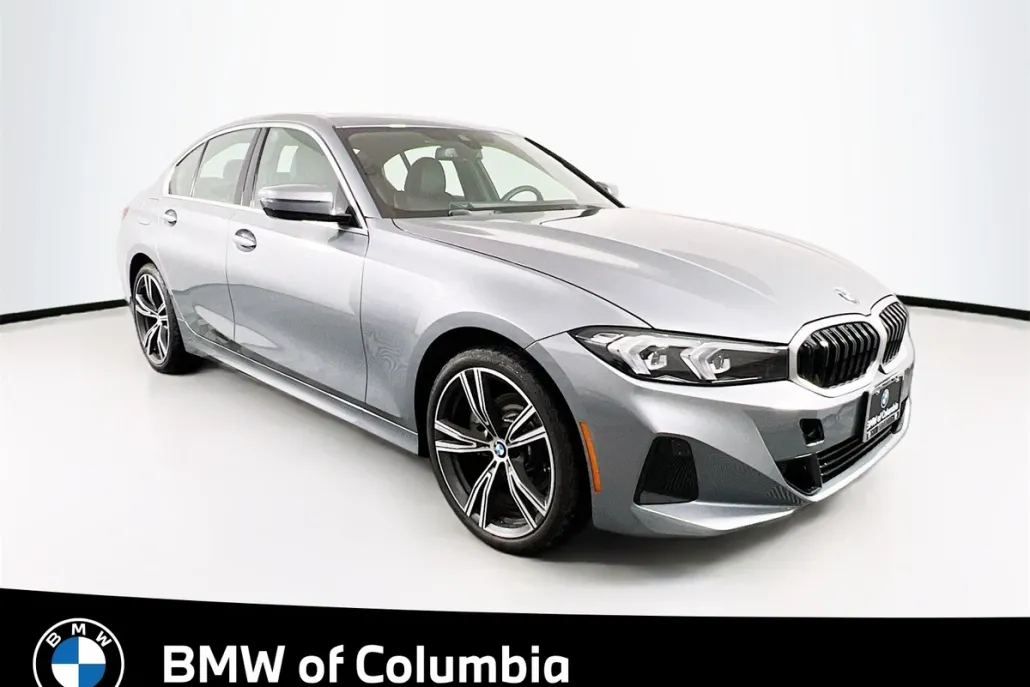 2024 Bmw 330i Sedan photo 1