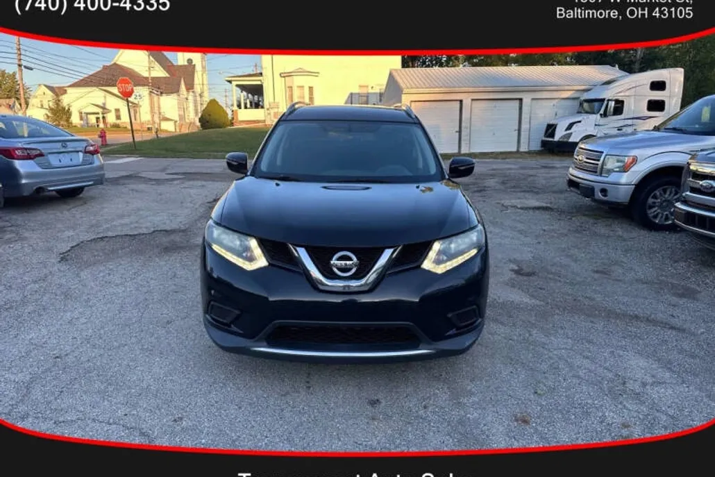 2014 Nissan Rogue SV photo 1