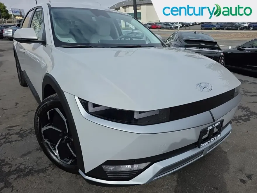 2023 Hyundai Ioniq 5 SEL photo 1