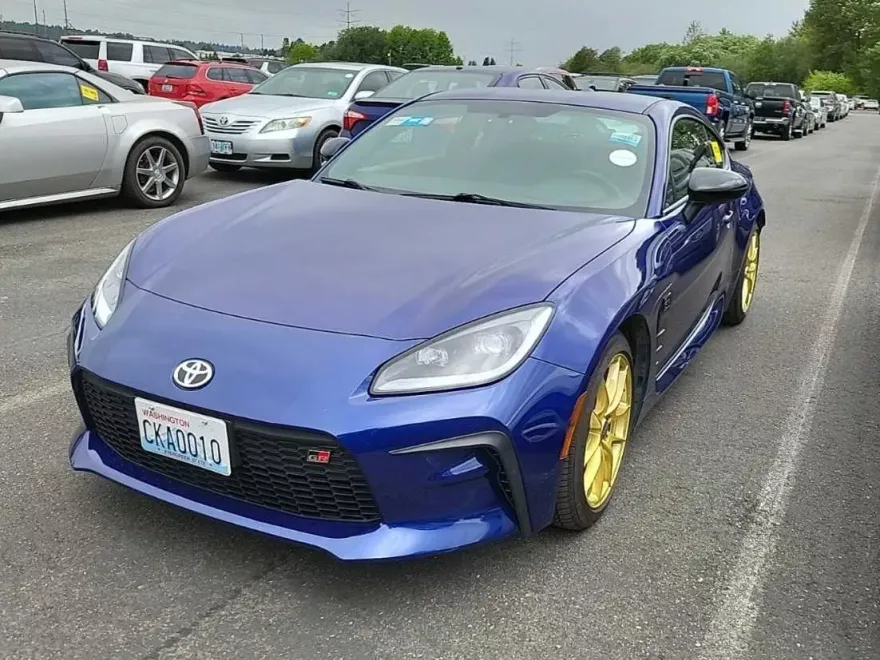 2023 Toyota GR86 photo 1