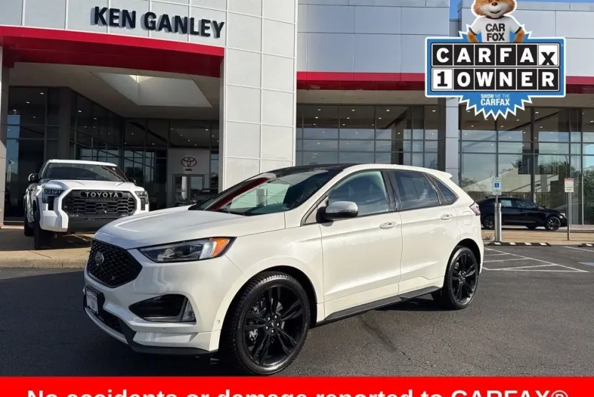 2020 Ford Edge ST photo 1