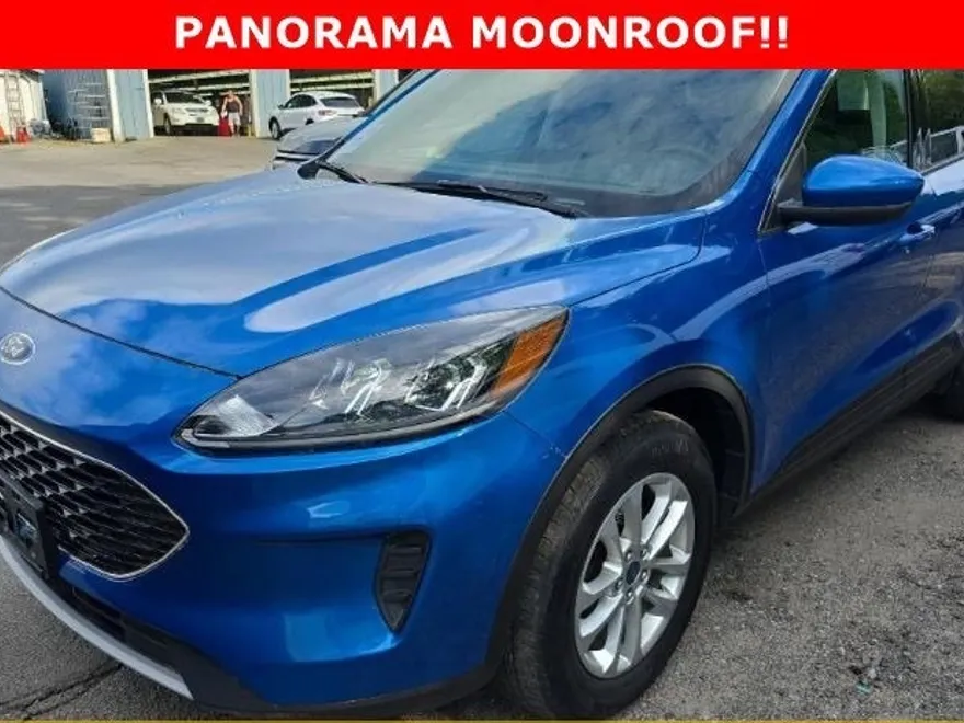 2021 Ford Escape SE photo 1