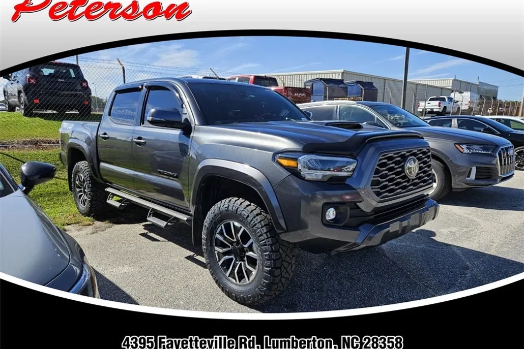 2023 Toyota Tacoma TRD Sport V6 photo 1