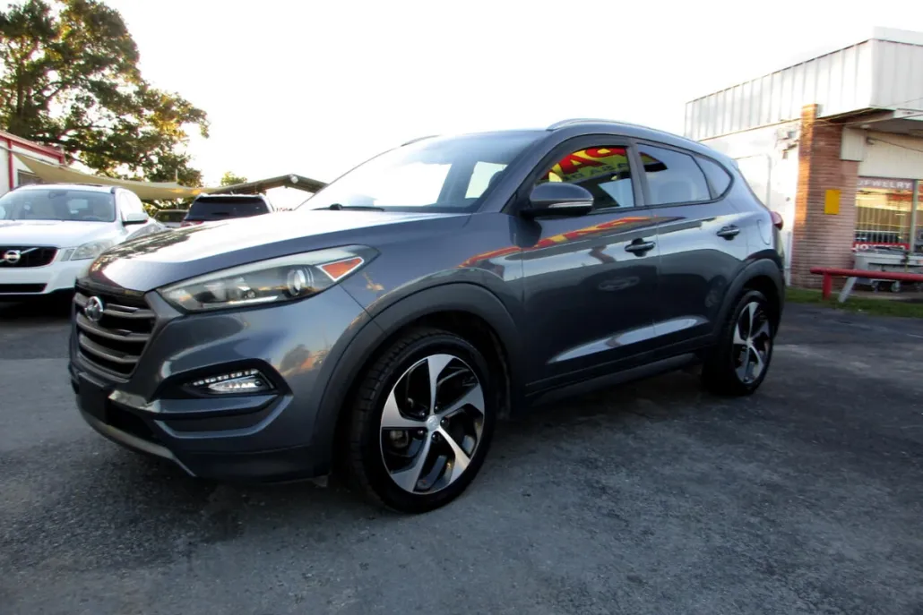 2016 Hyundai Tucson Sport photo 1
