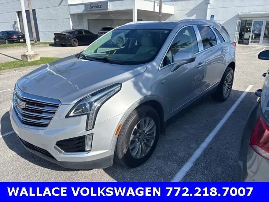 2018 Cadillac XT5 Luxury photo 1