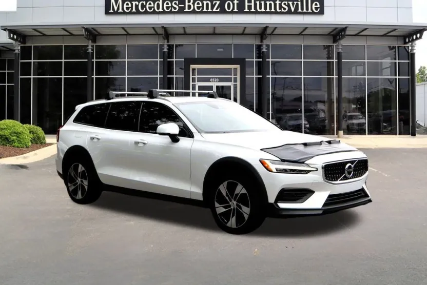 2020 Volvo V60 Cross Country T5 photo 1