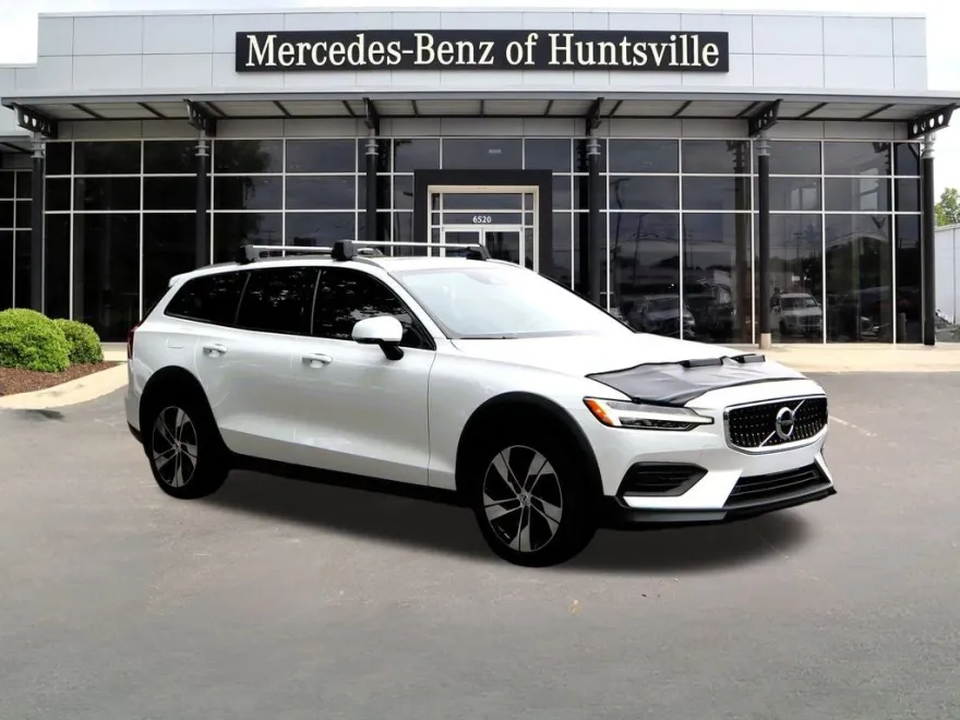 2020 Volvo V60 Cross Country T5 photo 1