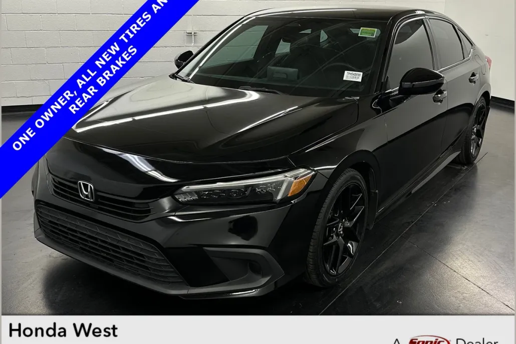 2023 Honda Civic Sport photo 1