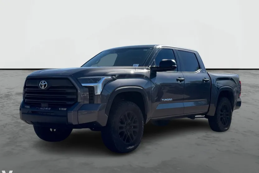 2022 Toyota Tundra SR5 photo 1