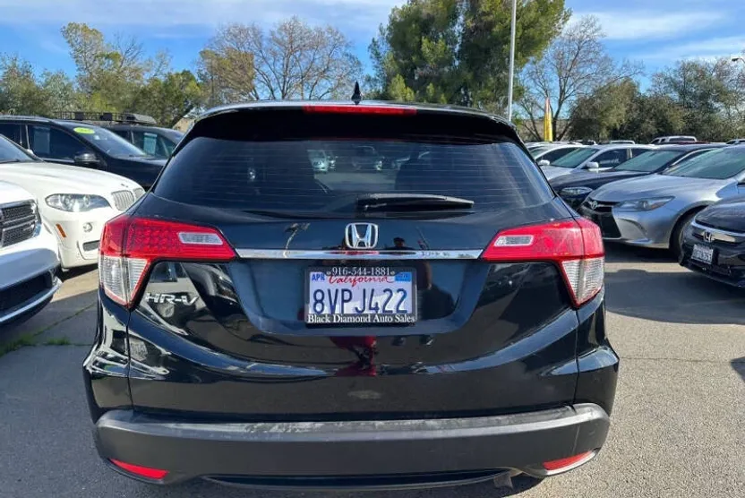2021 Honda HR-V LX photo 1