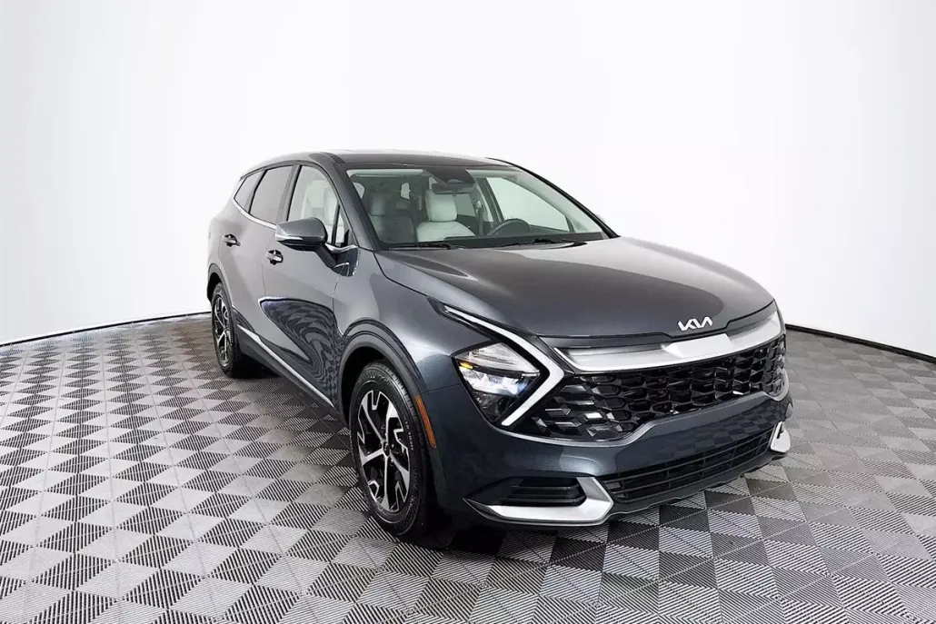 2023 Kia Sportage EX photo 1