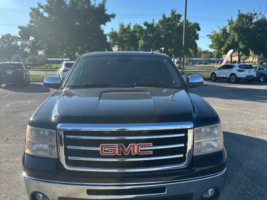 2012 Gmc Sierra 1500 SLT photo 1
