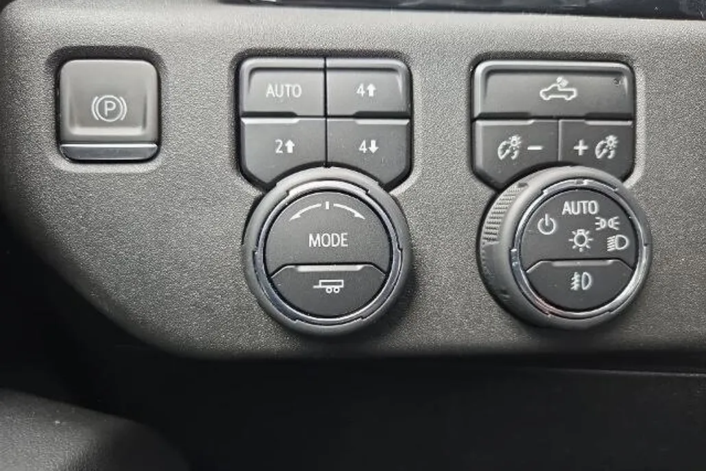 2023 Chevrolet Silverado 1500 RST photo 1