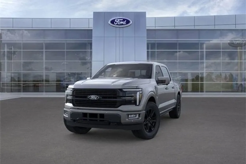2025 Ford F-150 Platinum photo 1