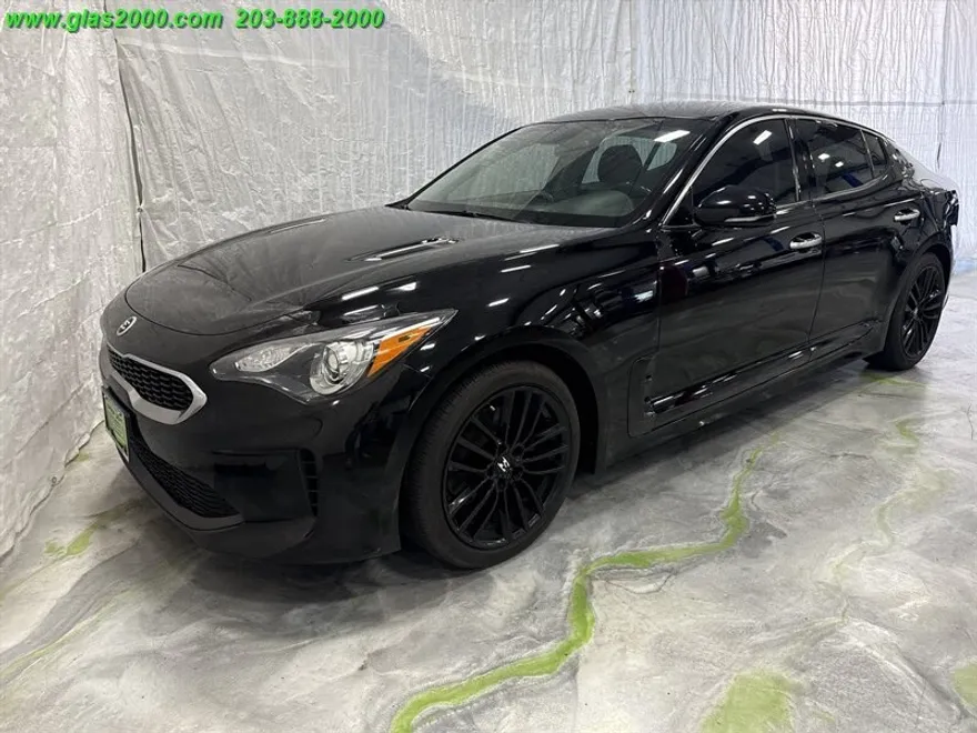 2018 Kia Stinger photo 1