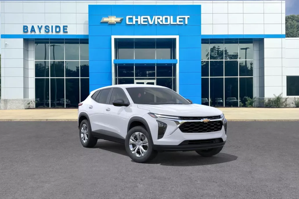 2026 Chevrolet Trax LS photo 1