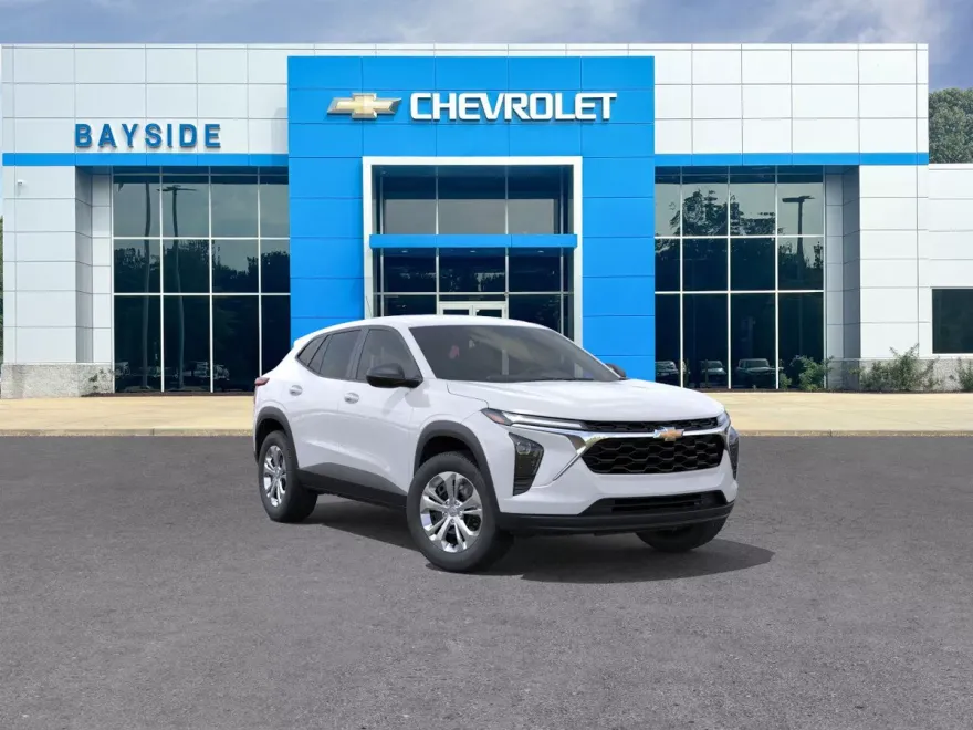 2026 Chevrolet Trax LS photo 1