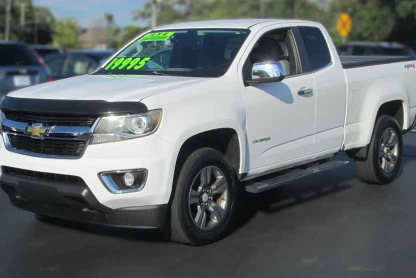 2015 Chevrolet Colorado LT photo 1