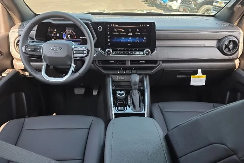 2026 Chevrolet Colorado Trail Boss photo 1