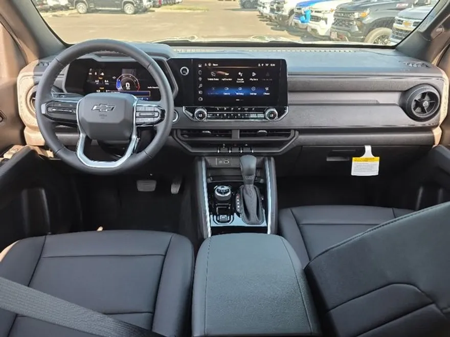 2026 Chevrolet Colorado Trail Boss photo 1