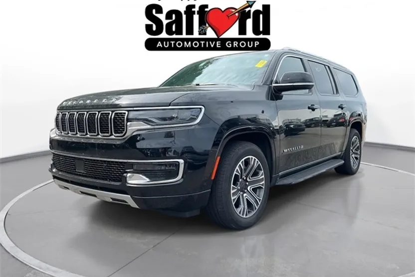 2024 Jeep Wagoneer L Series II photo 1