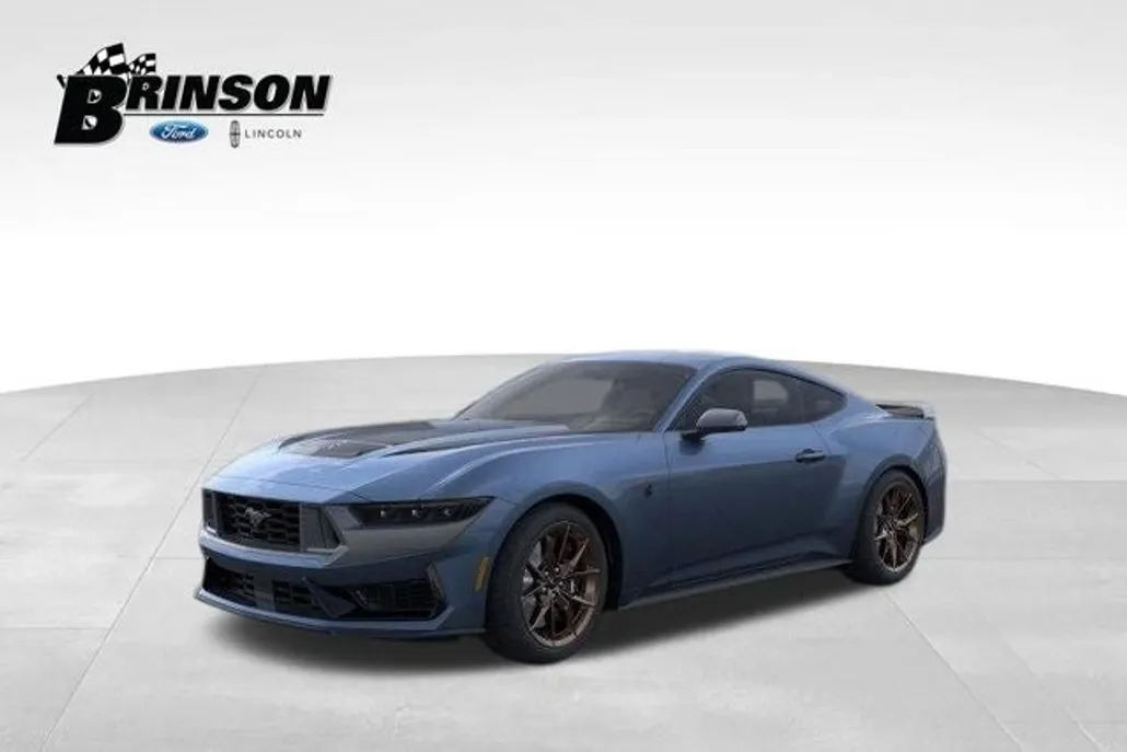 2025 Ford Mustang Dark Horse photo 1