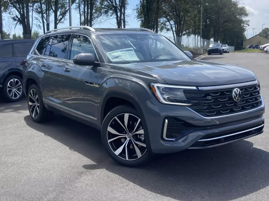 2026 Volkswagen Atlas SEL Premium R-Line photo 1