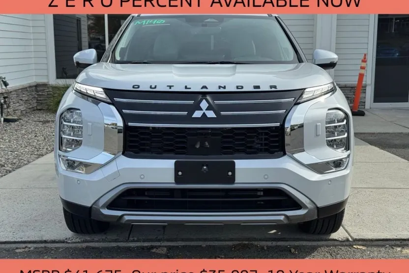 2025 Mitsubishi Outlander SE Ralliart photo 1