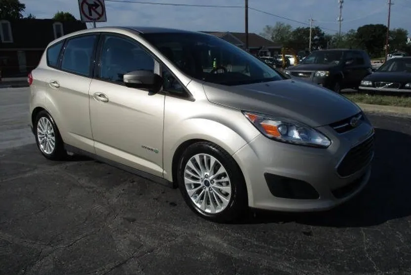 2017 Ford C-Max Hybrid SE photo 1