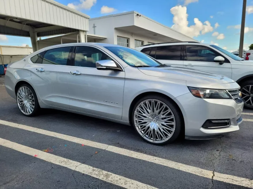2019 Chevrolet Impala 1LT photo 1