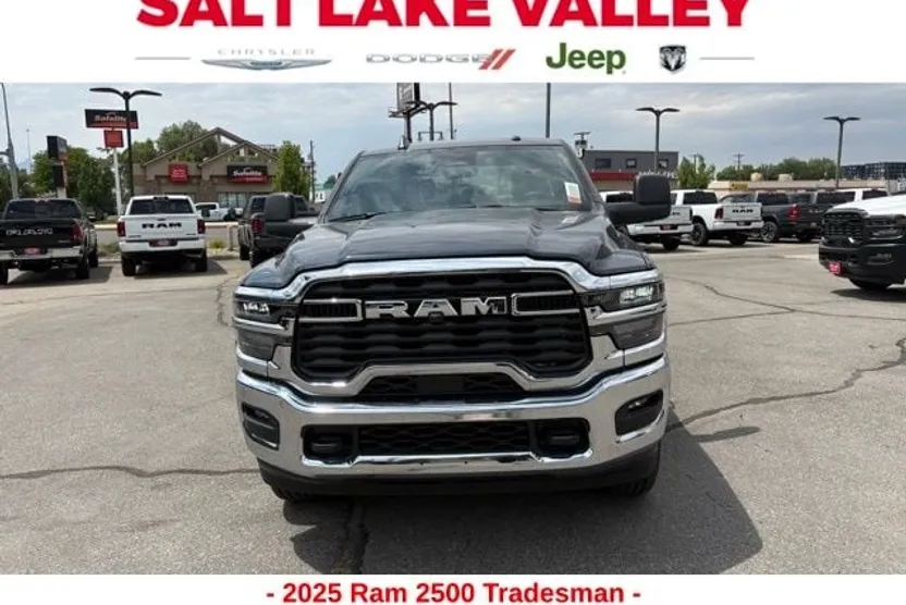 2025 Ram 2500 Tradesman photo 1