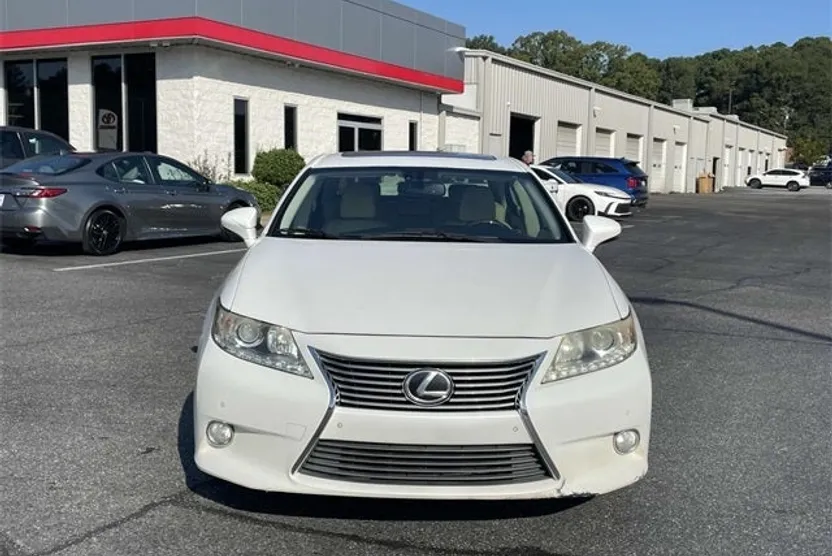 2014 Lexus ES 350 photo 1