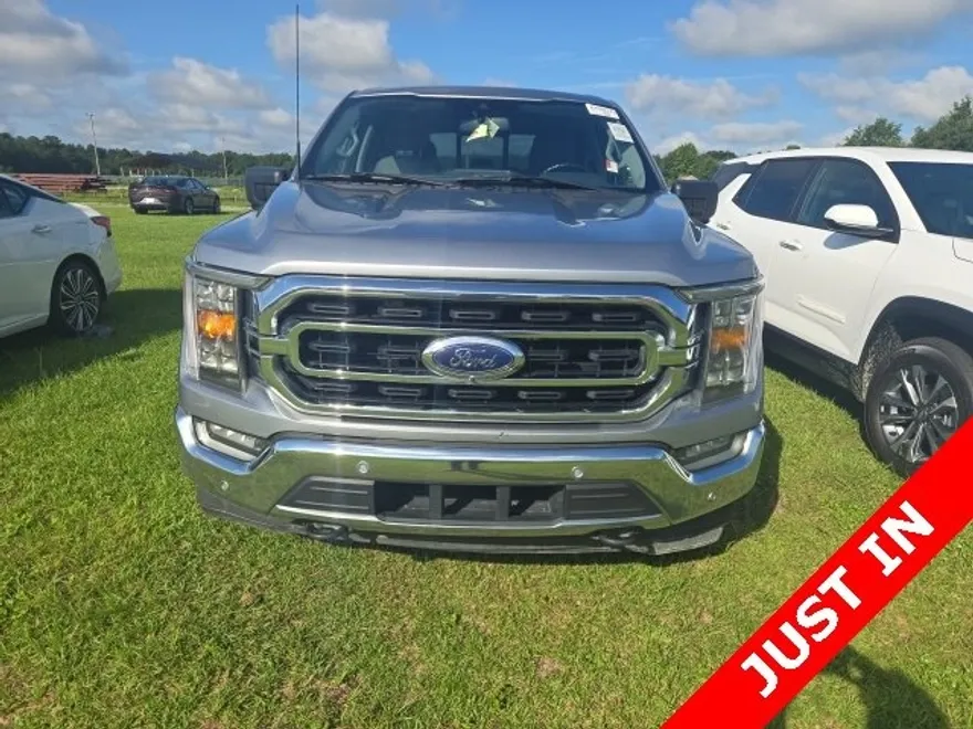 2022 Ford F-150 XL photo 1
