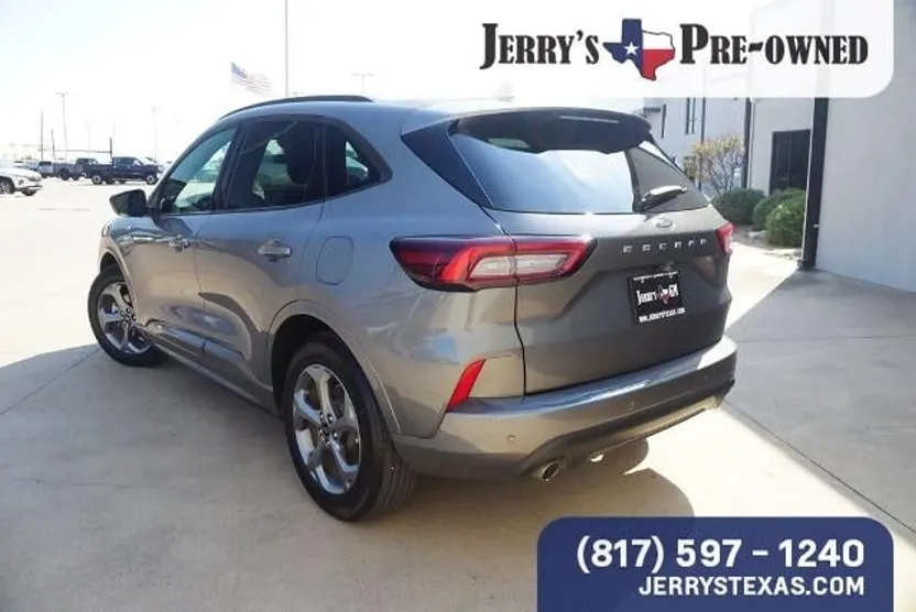 2024 Ford Escape photo 1