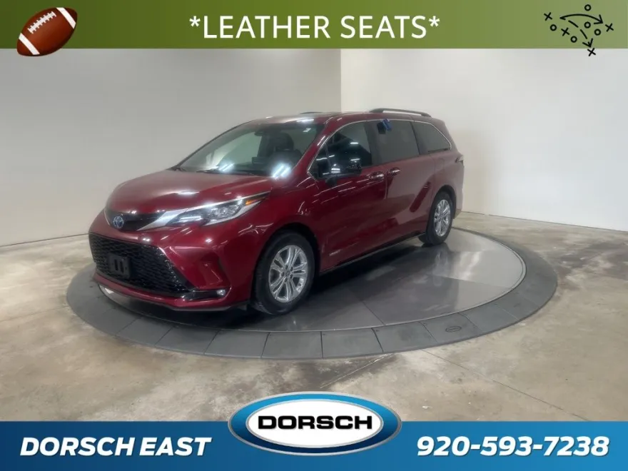 2021 Toyota Sienna XSE photo 1