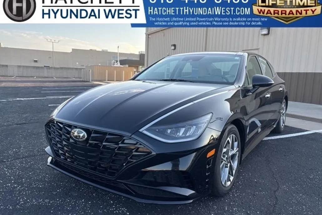 2022 Hyundai Sonata SEL photo 1