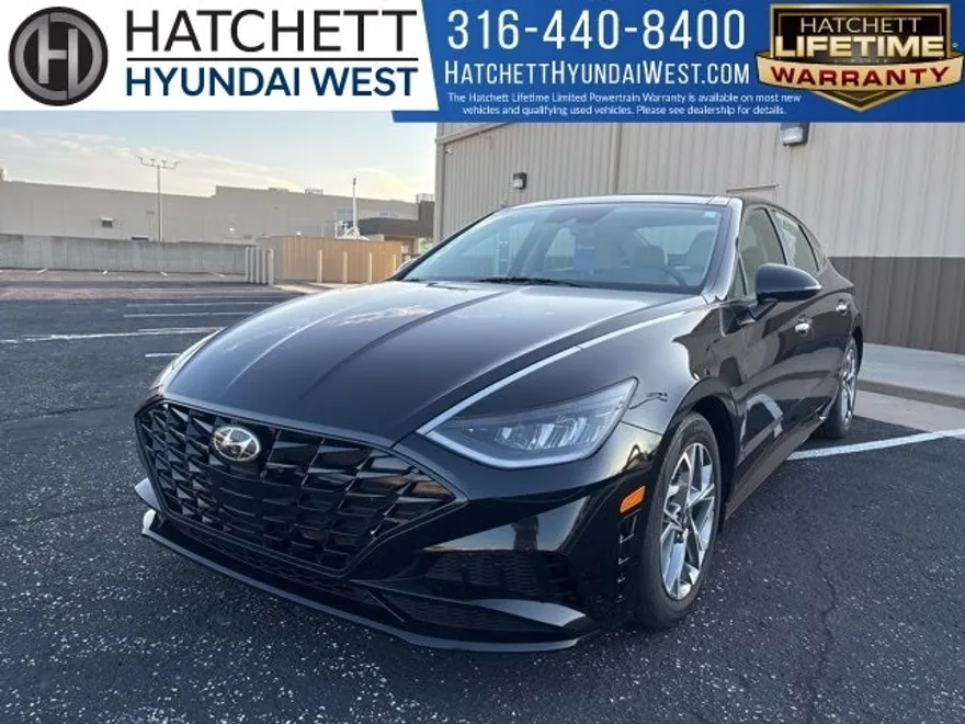2022 Hyundai Sonata SEL photo 1