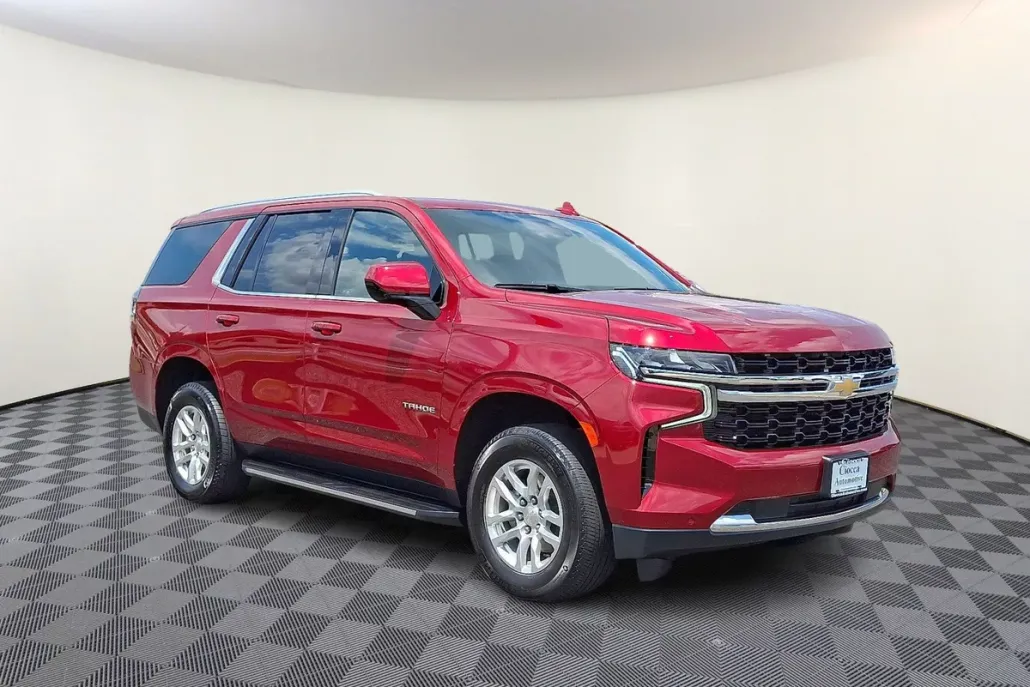 2023 Chevrolet Tahoe LS photo 1