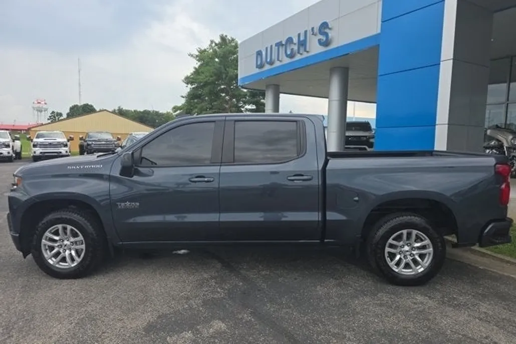 2022 Chevrolet Silverado 1500 RST photo 1